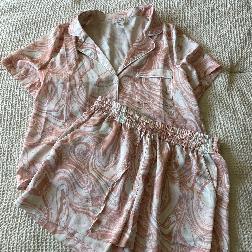 L Space Pajama Set NWOT